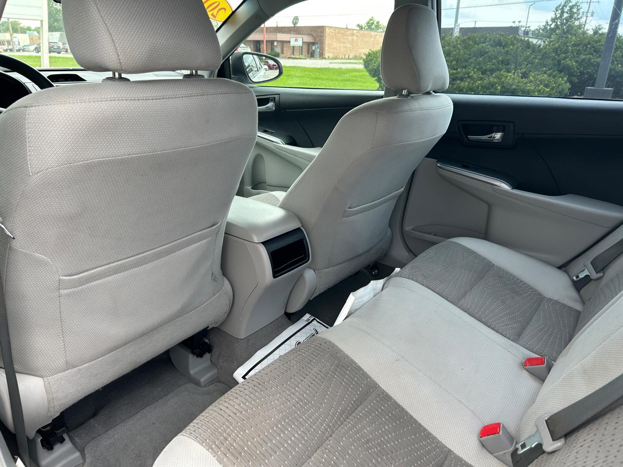 Toyota Camry Hybrid 2014.5 4dr Sdn SE Limited Edition (Natl) 2014