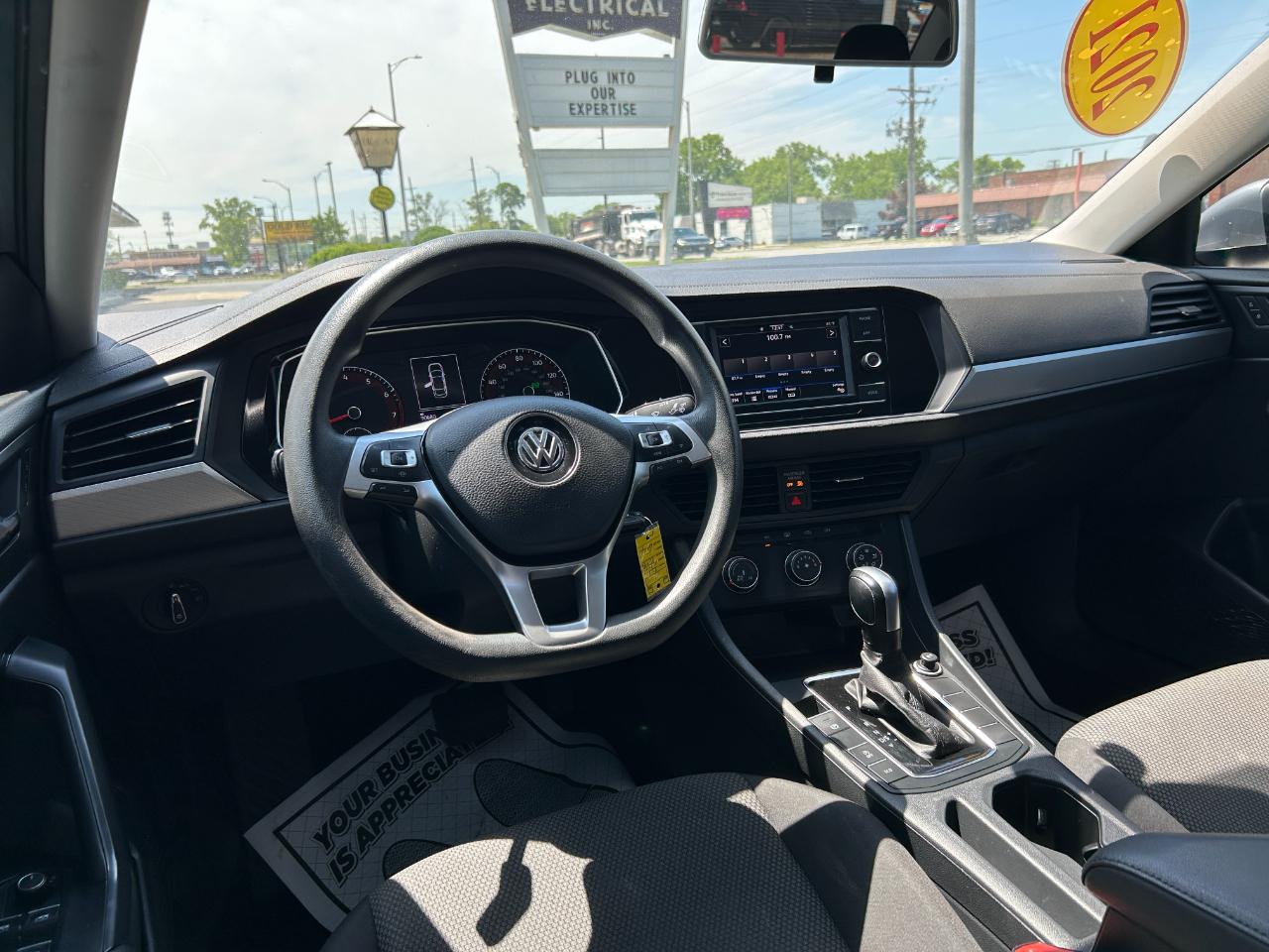 Volkswagen Jetta R-Line Auto 2021