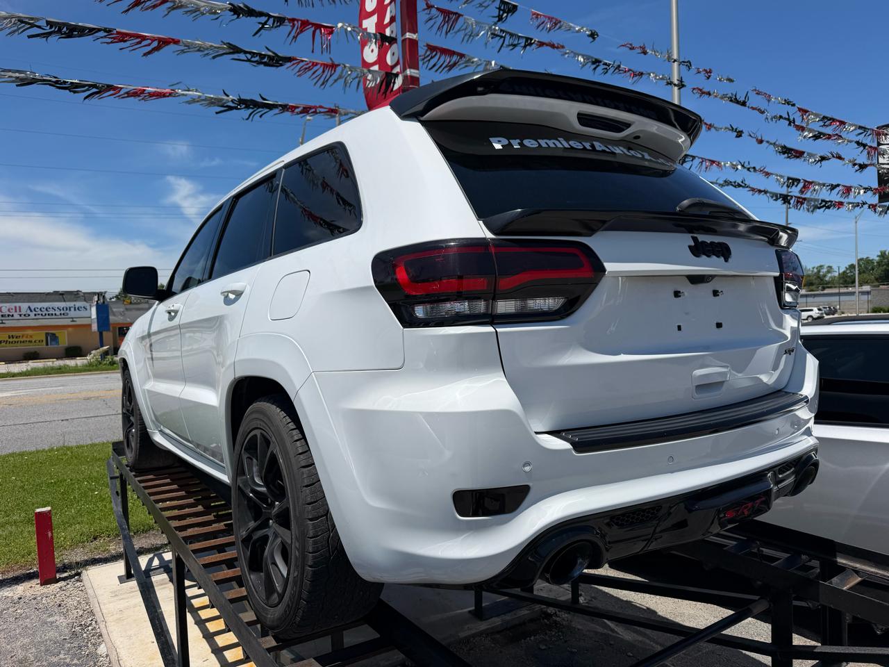 Jeep Grand Cherokee 4WD 4dr SRT8 2014