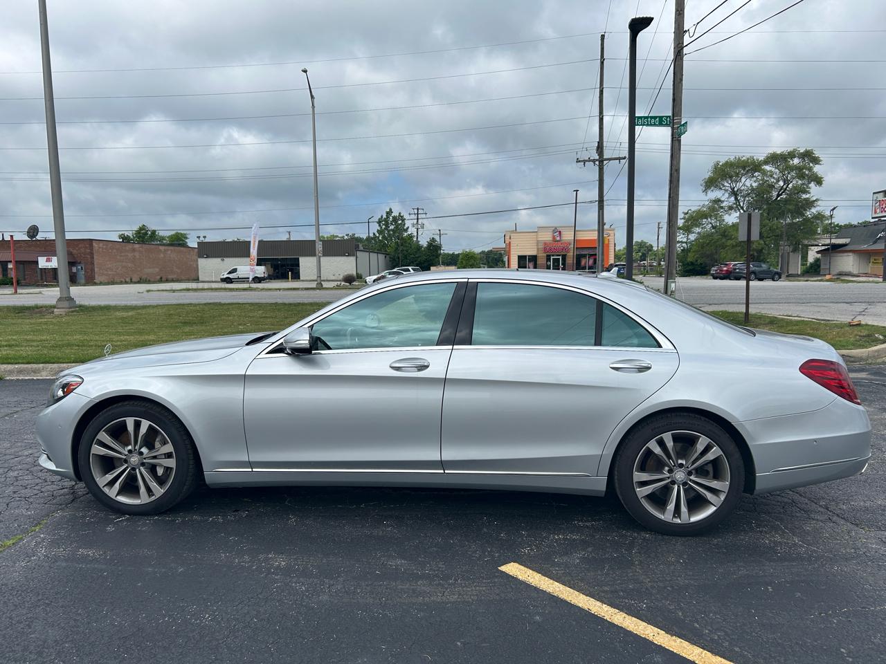 Mercedes-Benz S-Class 4dr Sdn S 550 4MATIC 2015