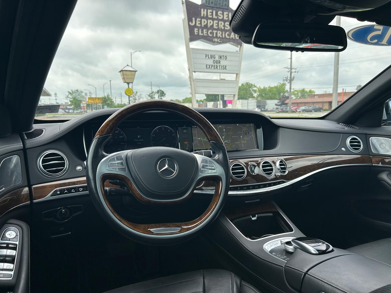 Mercedes-Benz S-Class 4dr Sdn S 550 4MATIC 2015