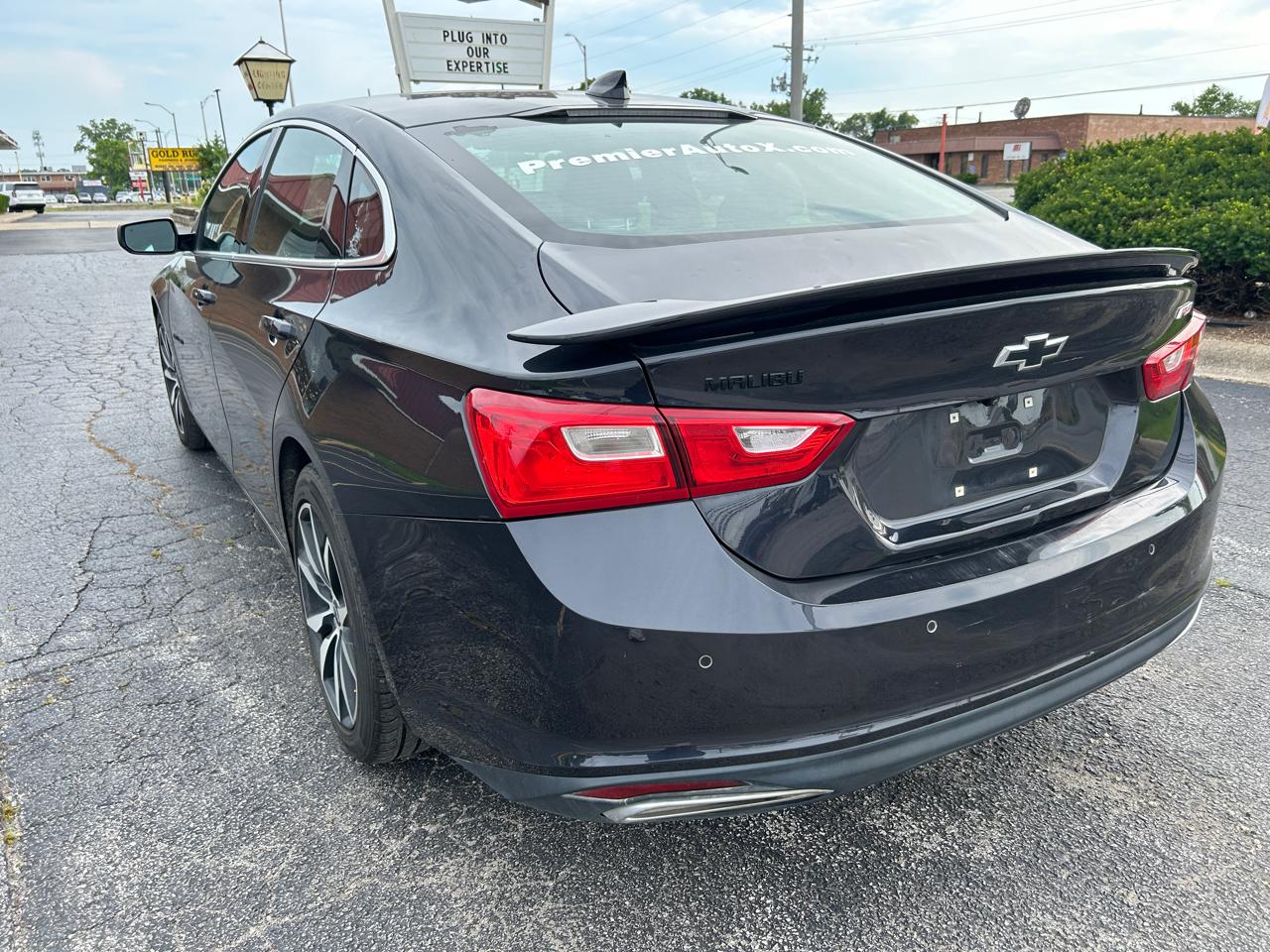 Chevrolet Malibu 4dr Sdn RS 2023