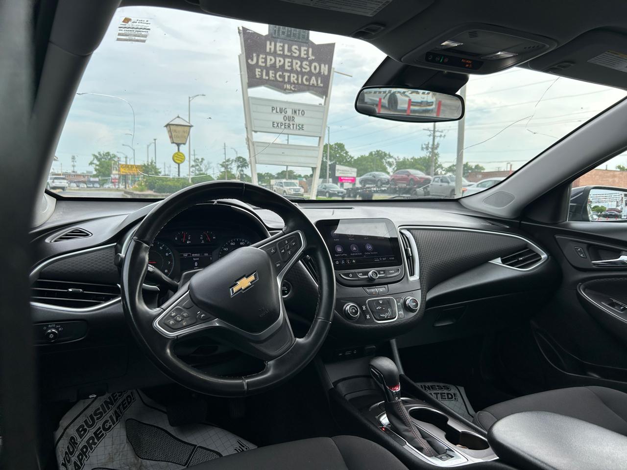 Chevrolet Malibu 4dr Sdn RS 2023