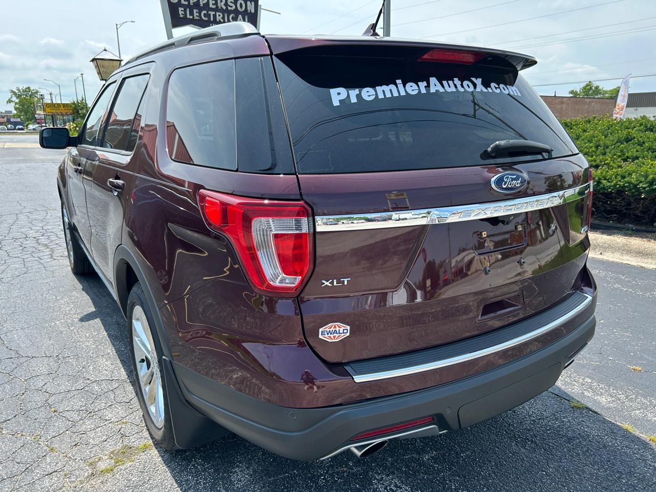 Ford Explorer XLT 4WD 2018