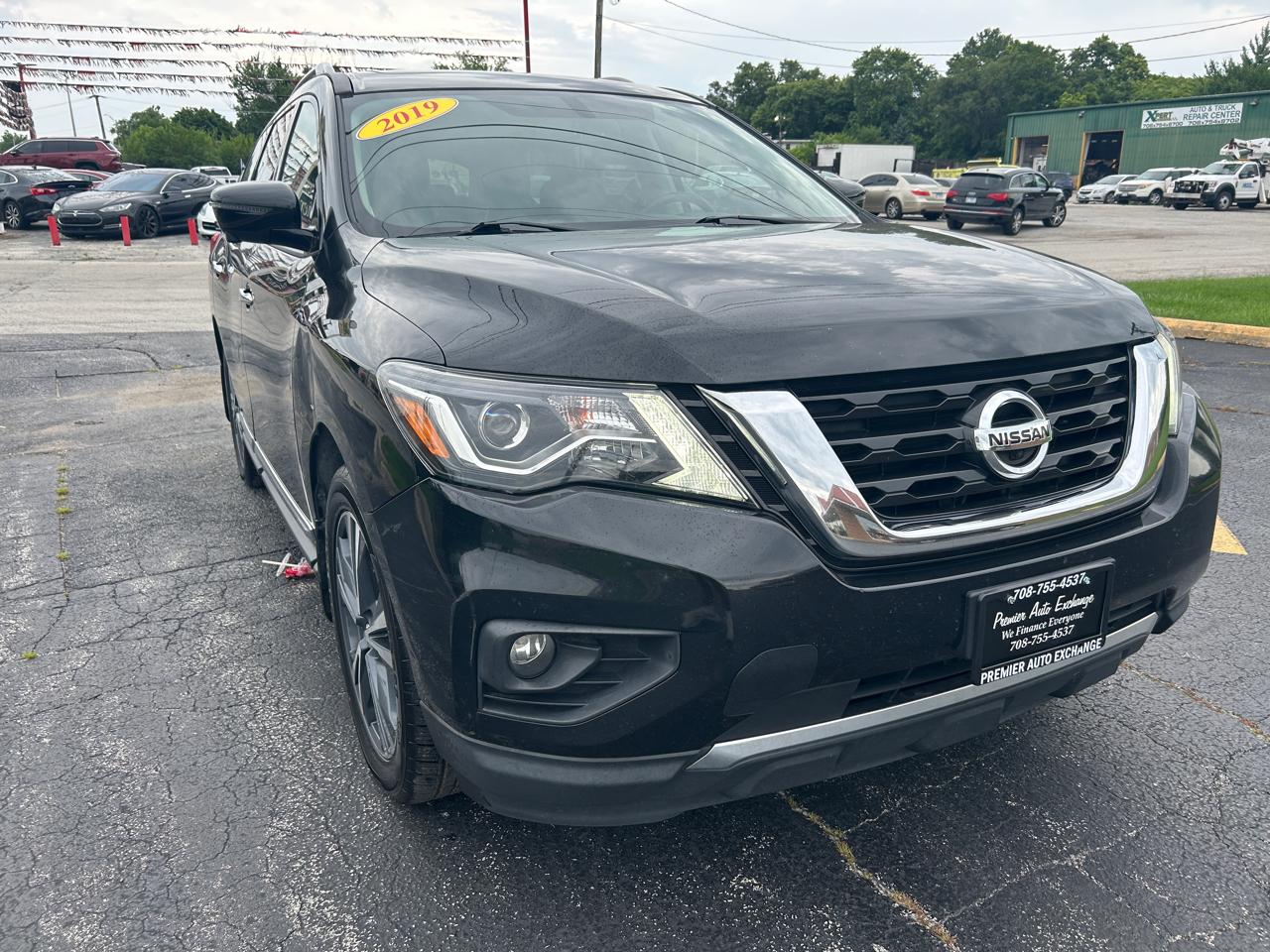 Nissan Pathfinder 4x4 Platinum 2019