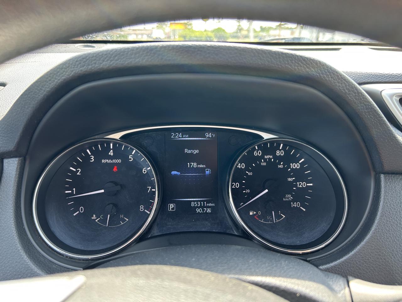 Nissan Rogue AWD 4dr SV 2016