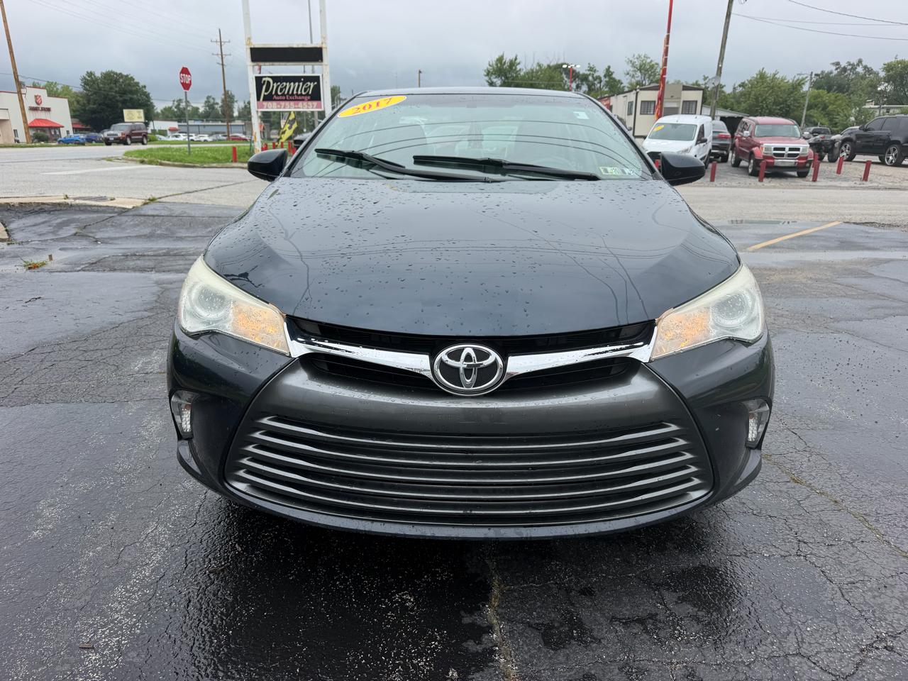 Toyota Camry XLE Auto (Natl) 2017