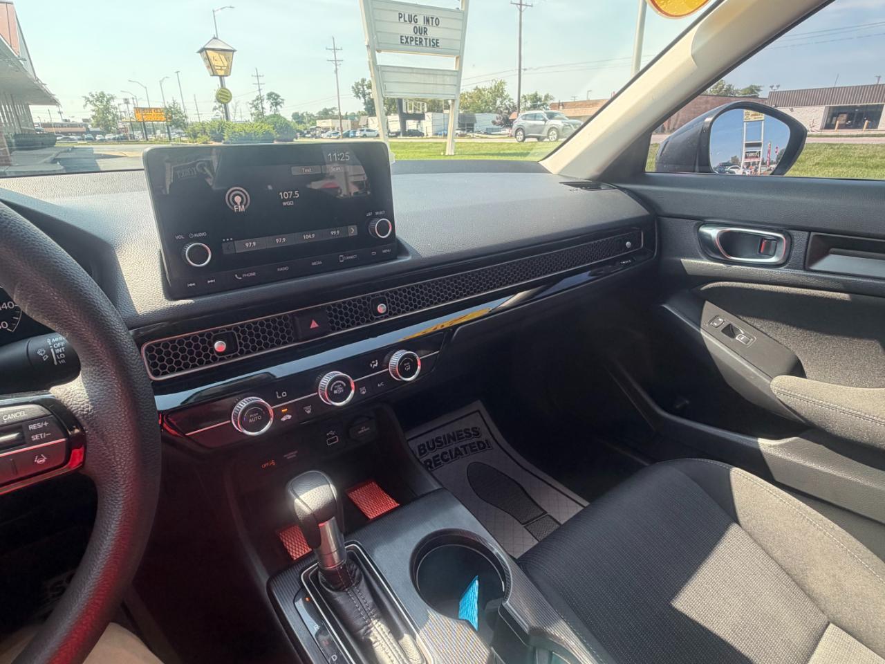 Honda Civic Sedan LX CVT 2022