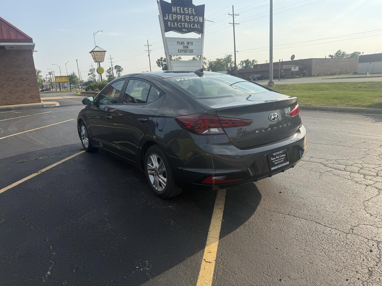 Hyundai Elantra SEL IVT 2020