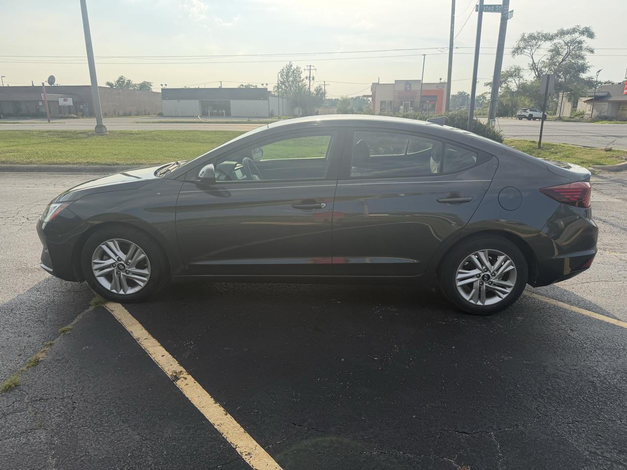 Hyundai Elantra SEL IVT 2020