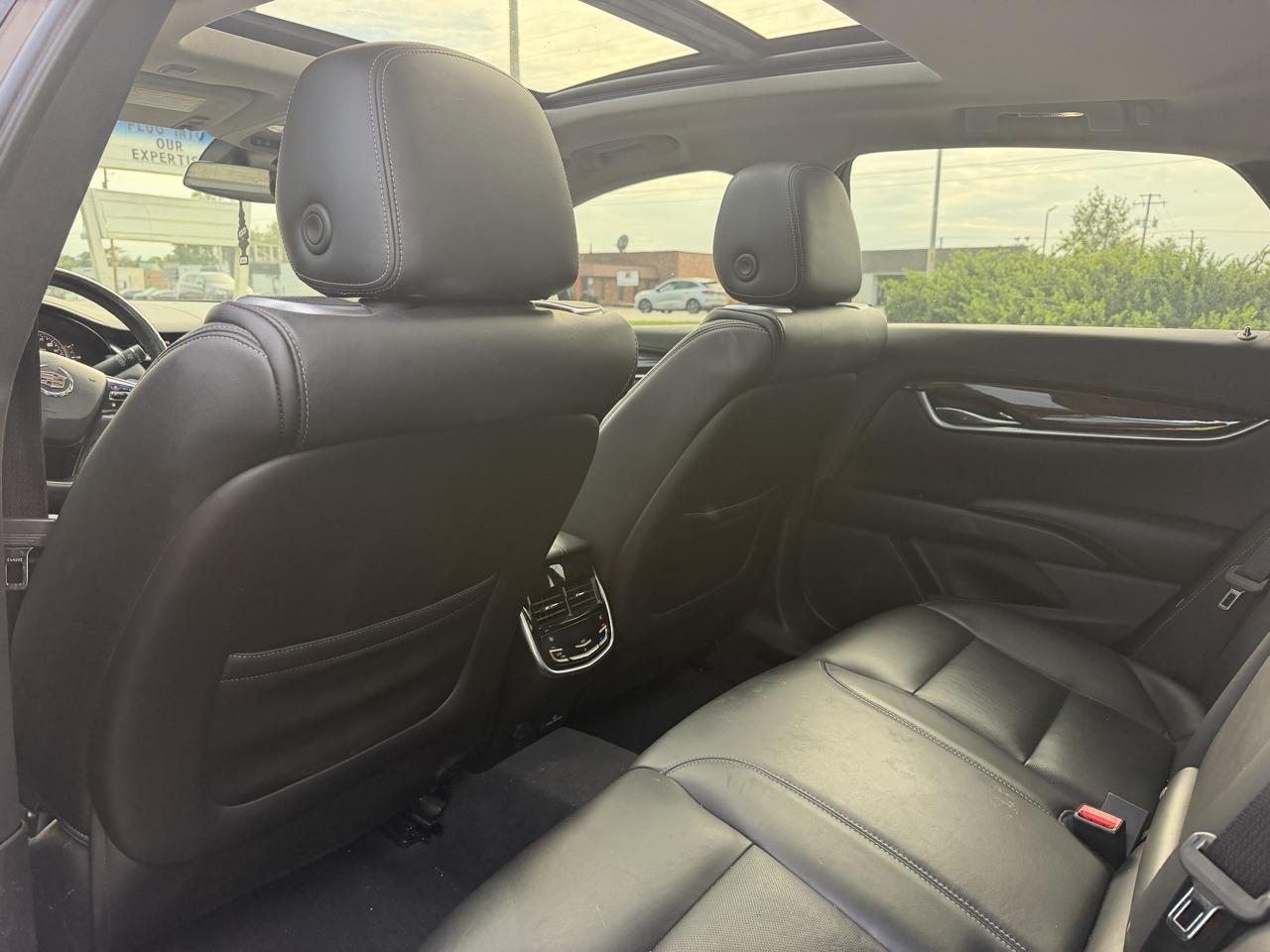 Cadillac XTS 4dr Sdn Premium AWD 2015