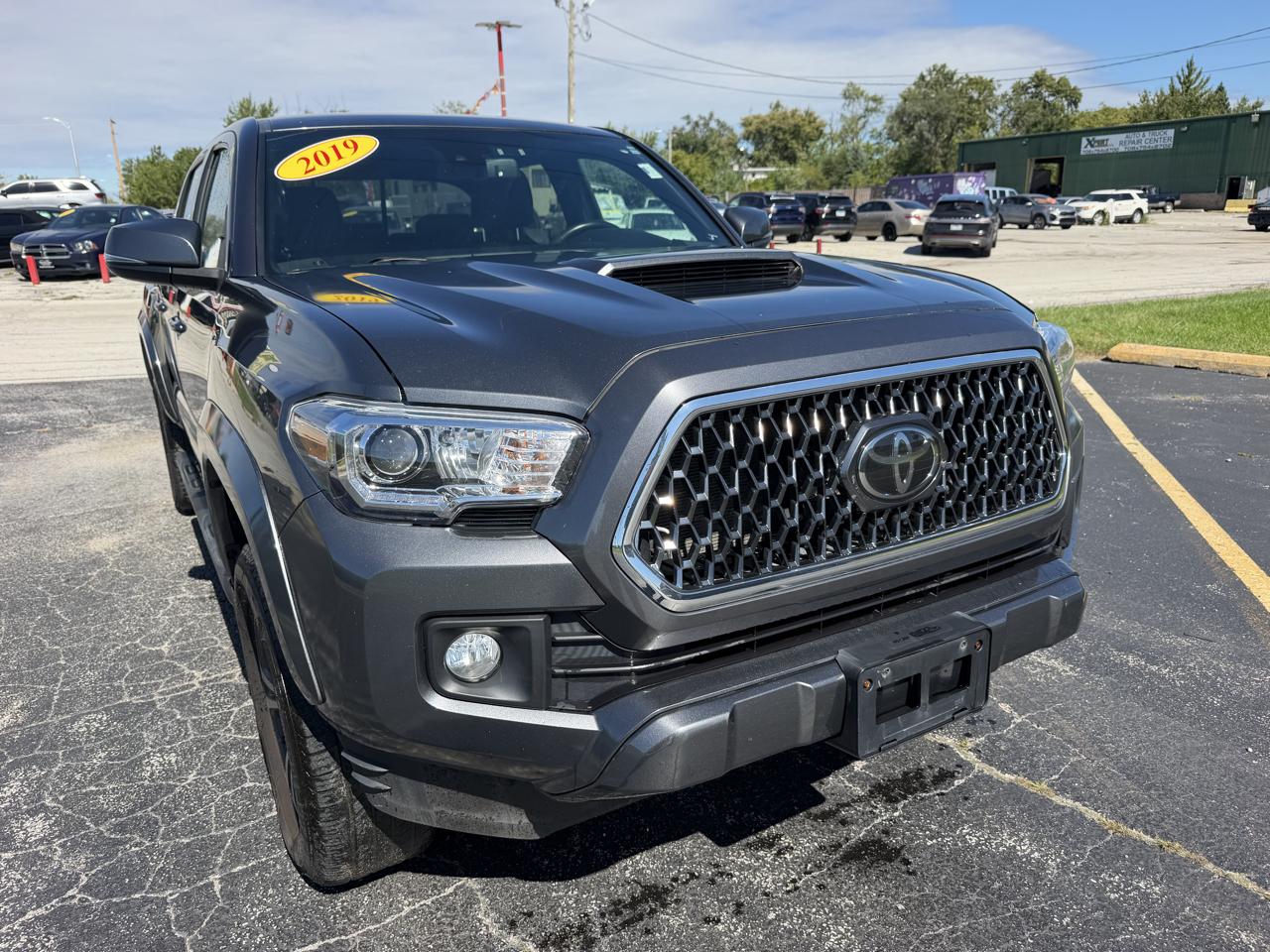 Toyota Tacoma 4WD TRD Sport Double Cab 6' Bed V6 AT (Natl) 2019