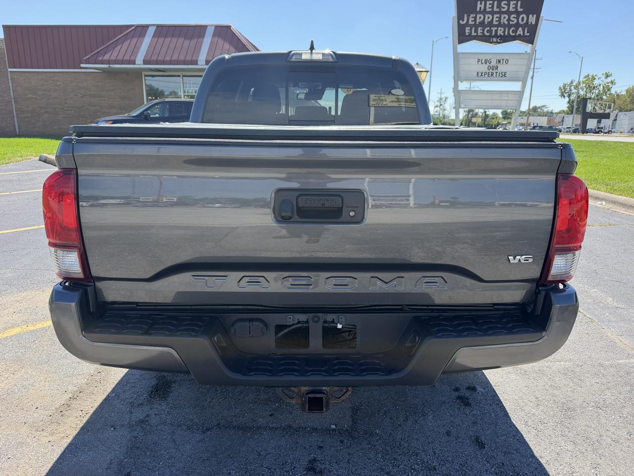 Toyota Tacoma 4WD TRD Sport Double Cab 6' Bed V6 AT (Natl) 2019