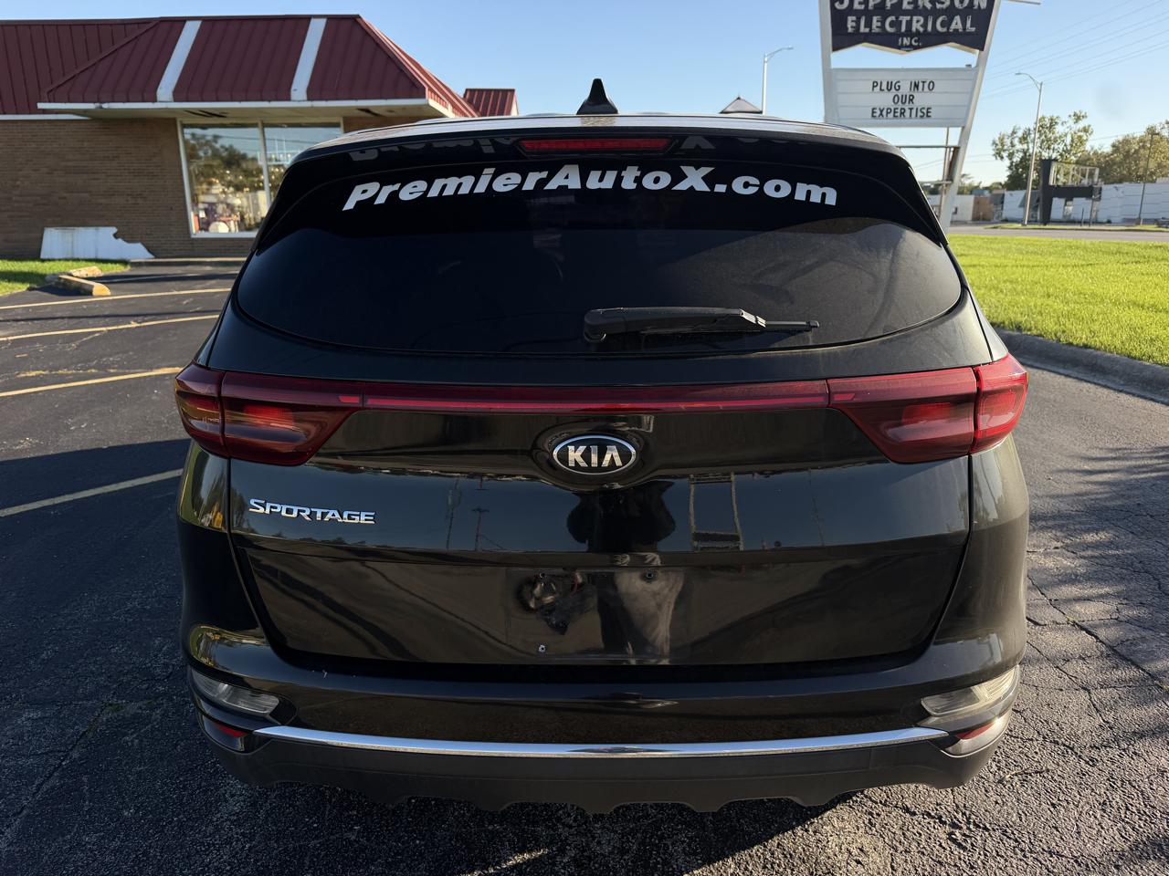 Kia Sportage LX FWD 2022