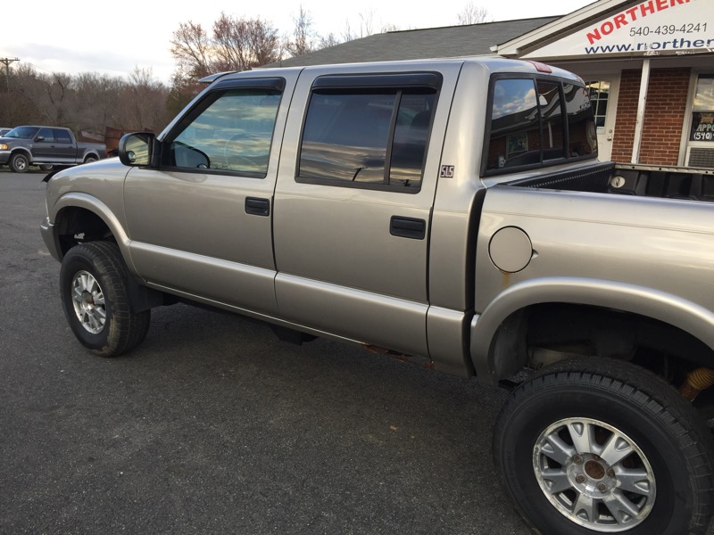 Used 2002 GMC Sonoma SLS Crew Cab 4WD for Sale in Maryland Washington