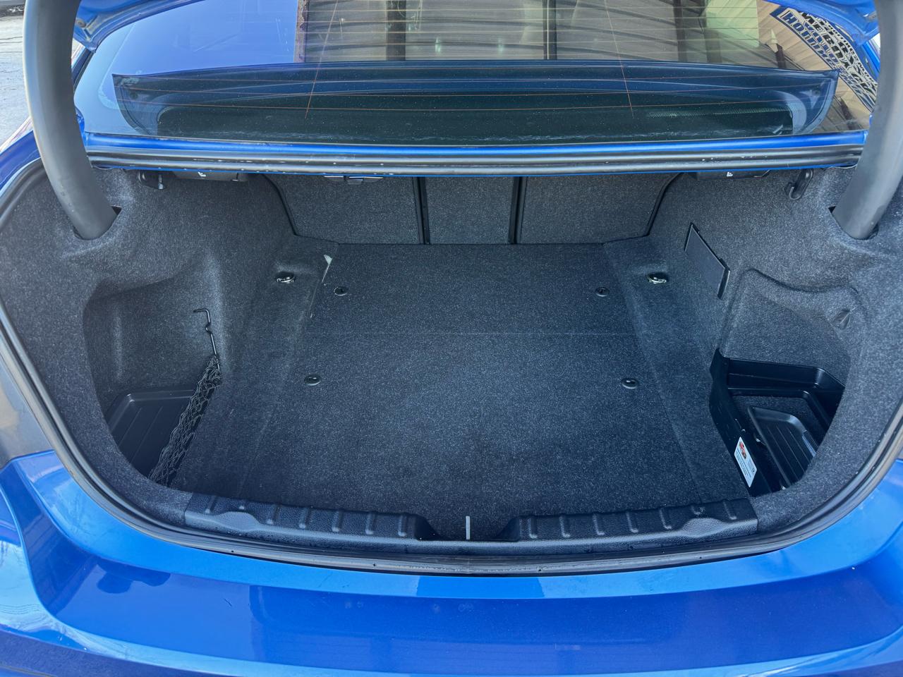 BMW 3 Series 4dr Sdn 328i RWD 2013