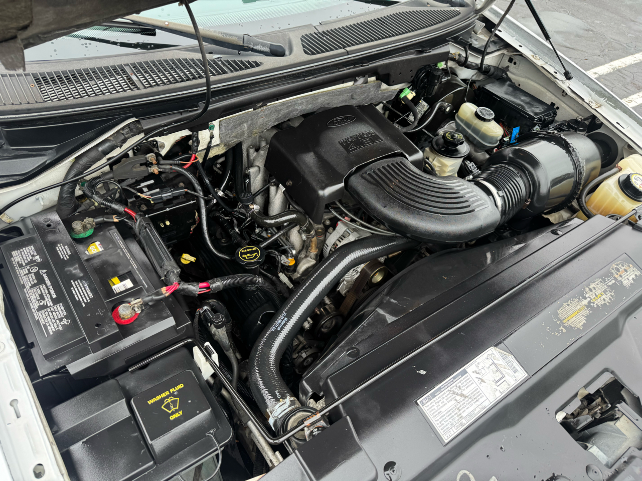 Ford F-150 SuperCrew Crew Cab 139" XLT 2001 Ford F-150 SuperCrew Crew Cab 139" XLT 2001