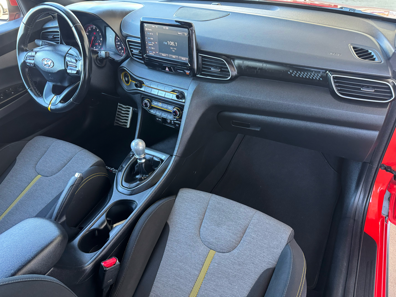 Hyundai Veloster Turbo R-Spec Manual 2019