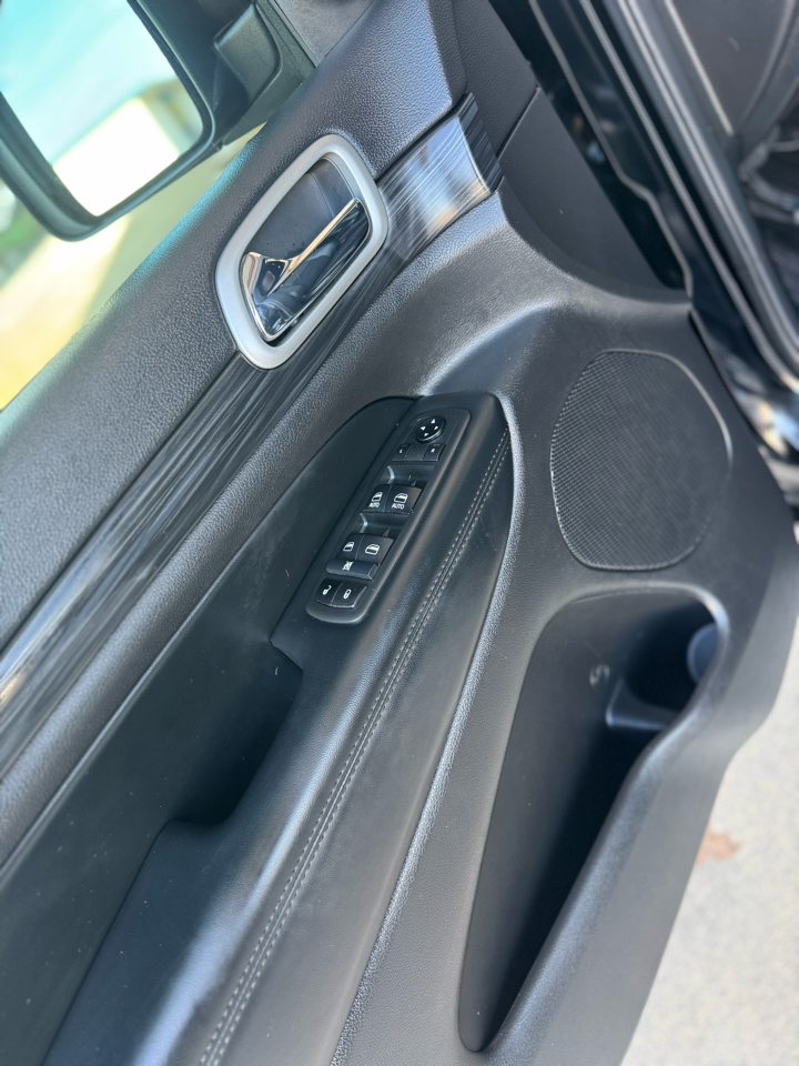 Jeep Grand Cherokee Laredo X 4x4 2021