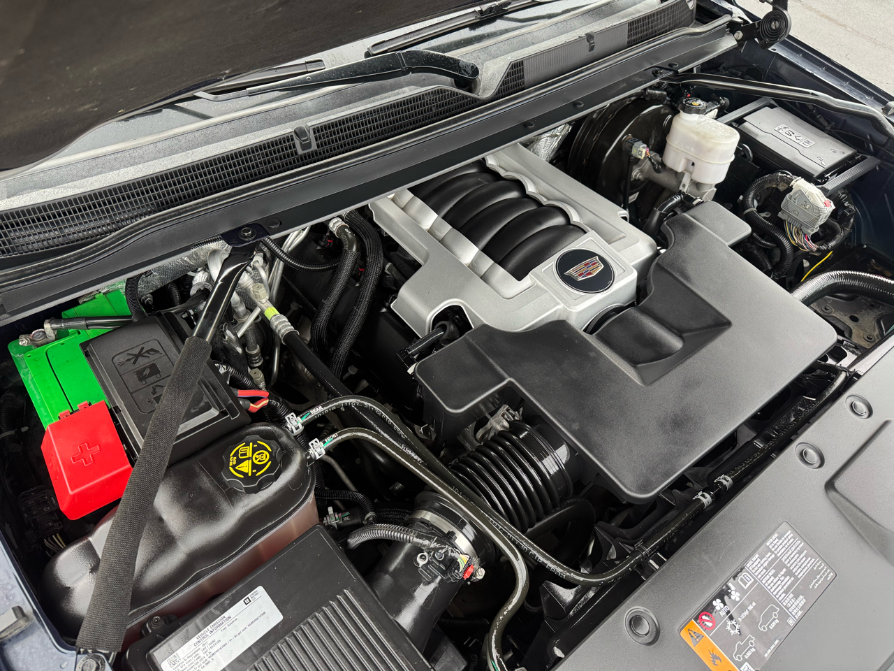 Cadillac Escalade 4WD 4dr Premium Luxury 2017