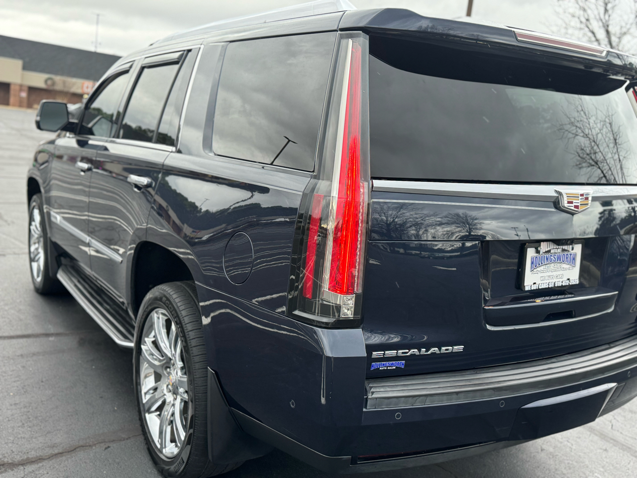Cadillac Escalade 4WD 4dr Premium Luxury 2017