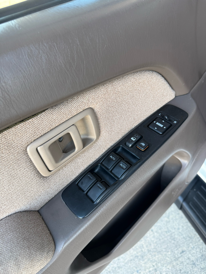 Toyota 4Runner 2WD 2000