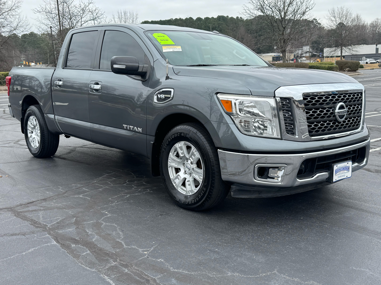 Nissan Titan 4x2 Crew Cab SV 2017