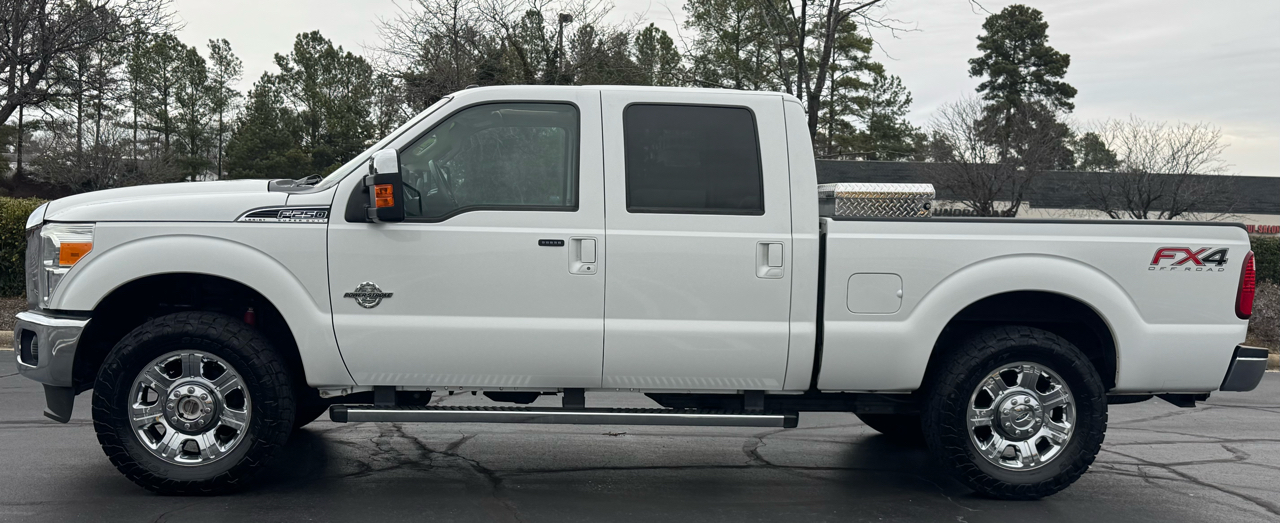 Ford Super Duty F-250 SRW 4WD Crew Cab 156" Lariat 2016