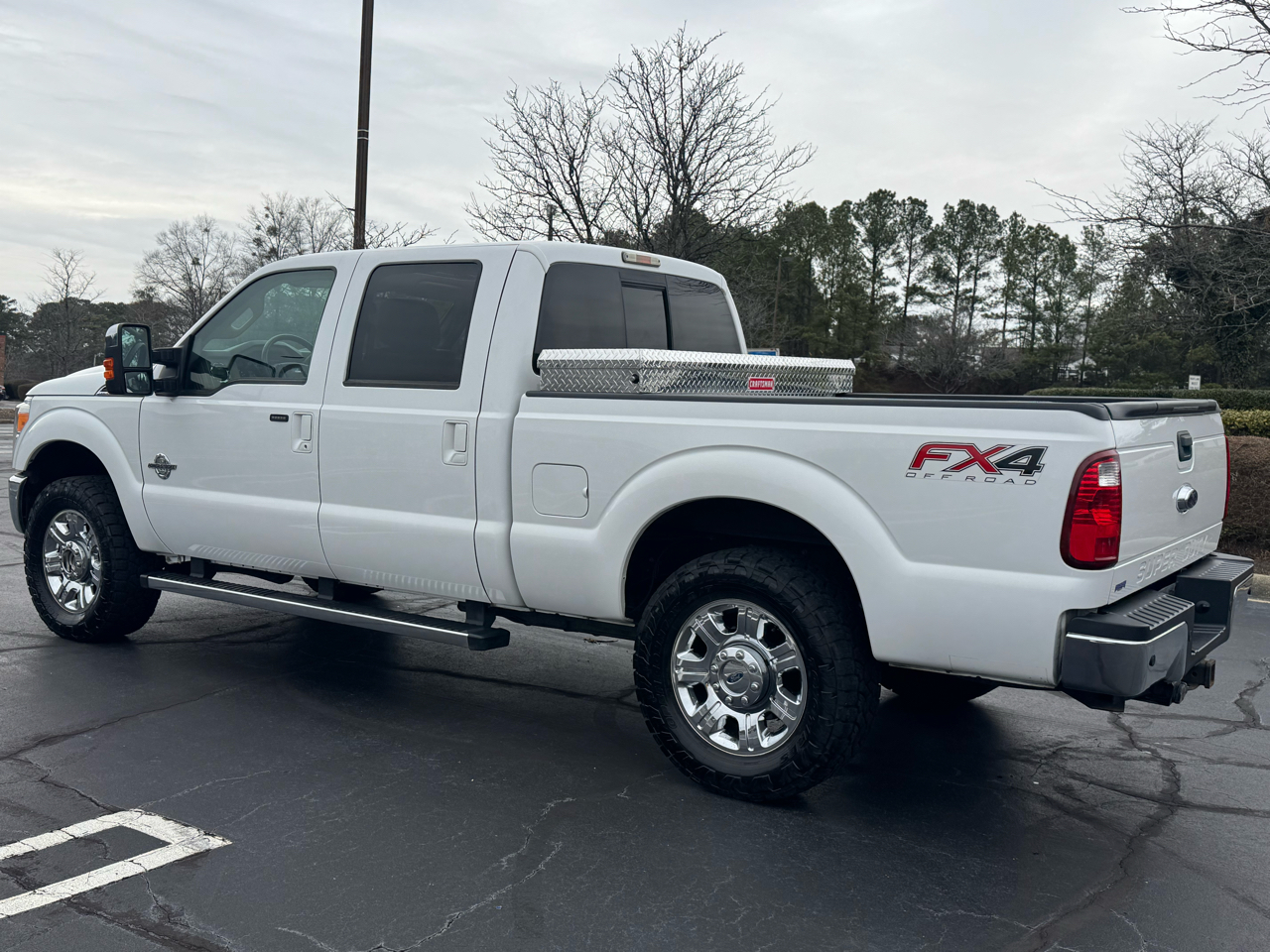 Ford Super Duty F-250 SRW 4WD Crew Cab 156" Lariat 2016
