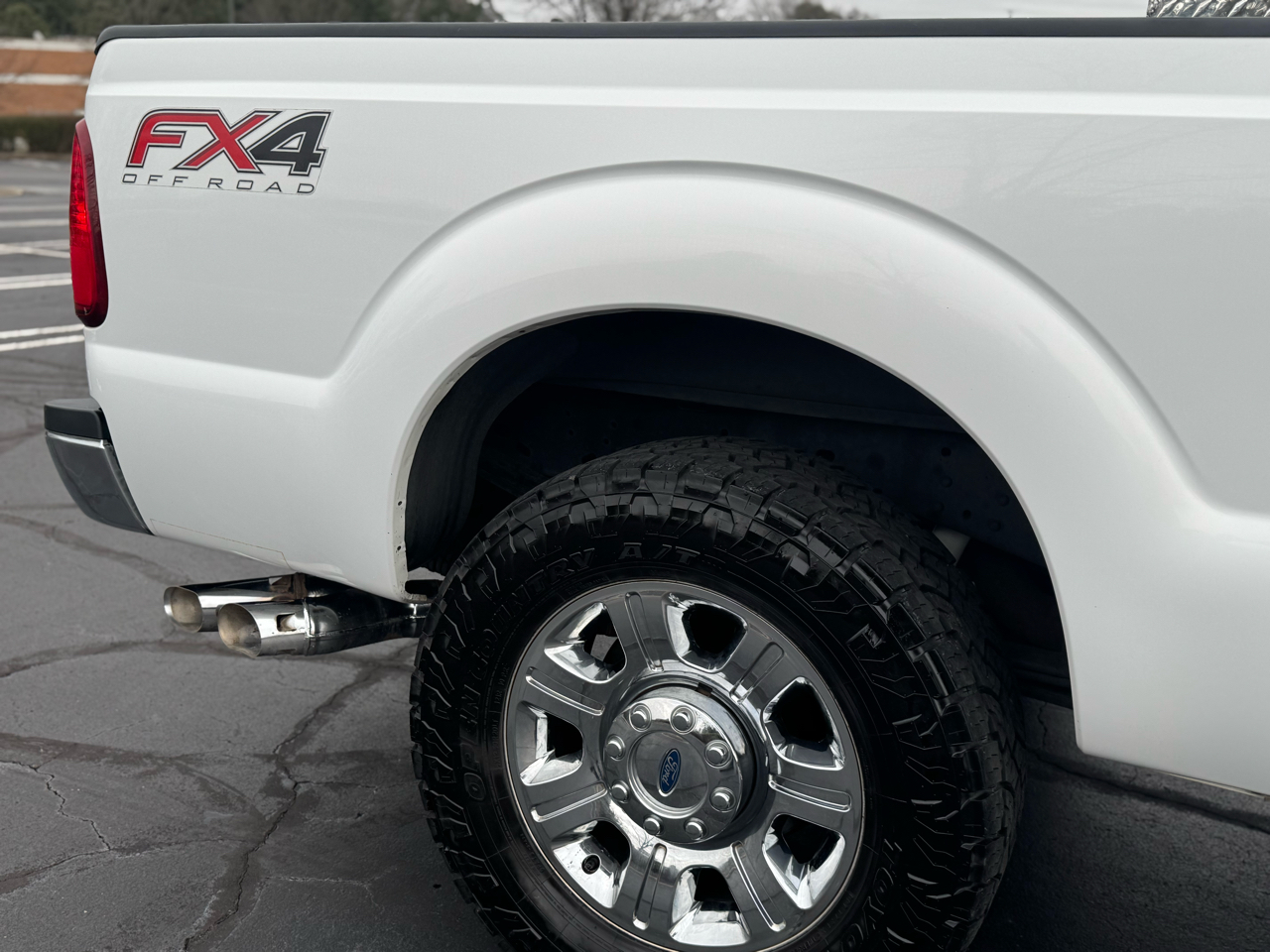 Ford Super Duty F-250 SRW 4WD Crew Cab 156" Lariat 2016