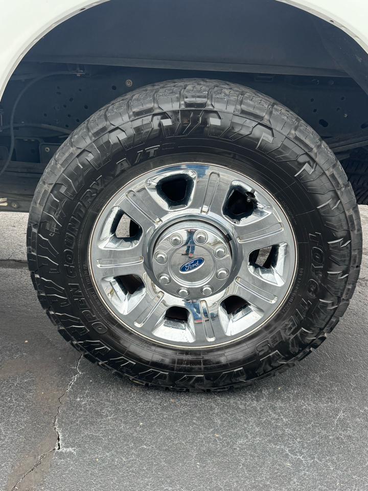 Ford Super Duty F-250 SRW 4WD Crew Cab 156" Lariat 2016