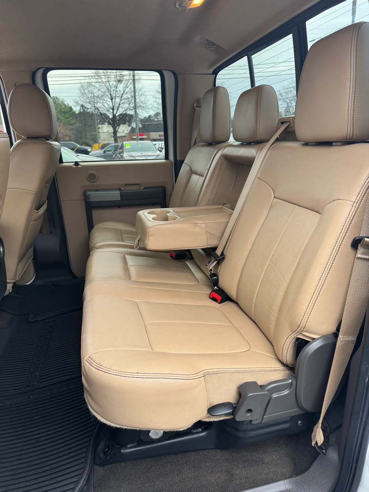 Ford Super Duty F-250 SRW 4WD Crew Cab 156" Lariat 2016