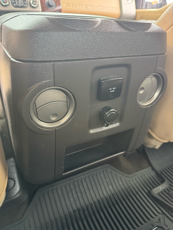 Ford Super Duty F-250 SRW 4WD Crew Cab 156" Lariat 2016