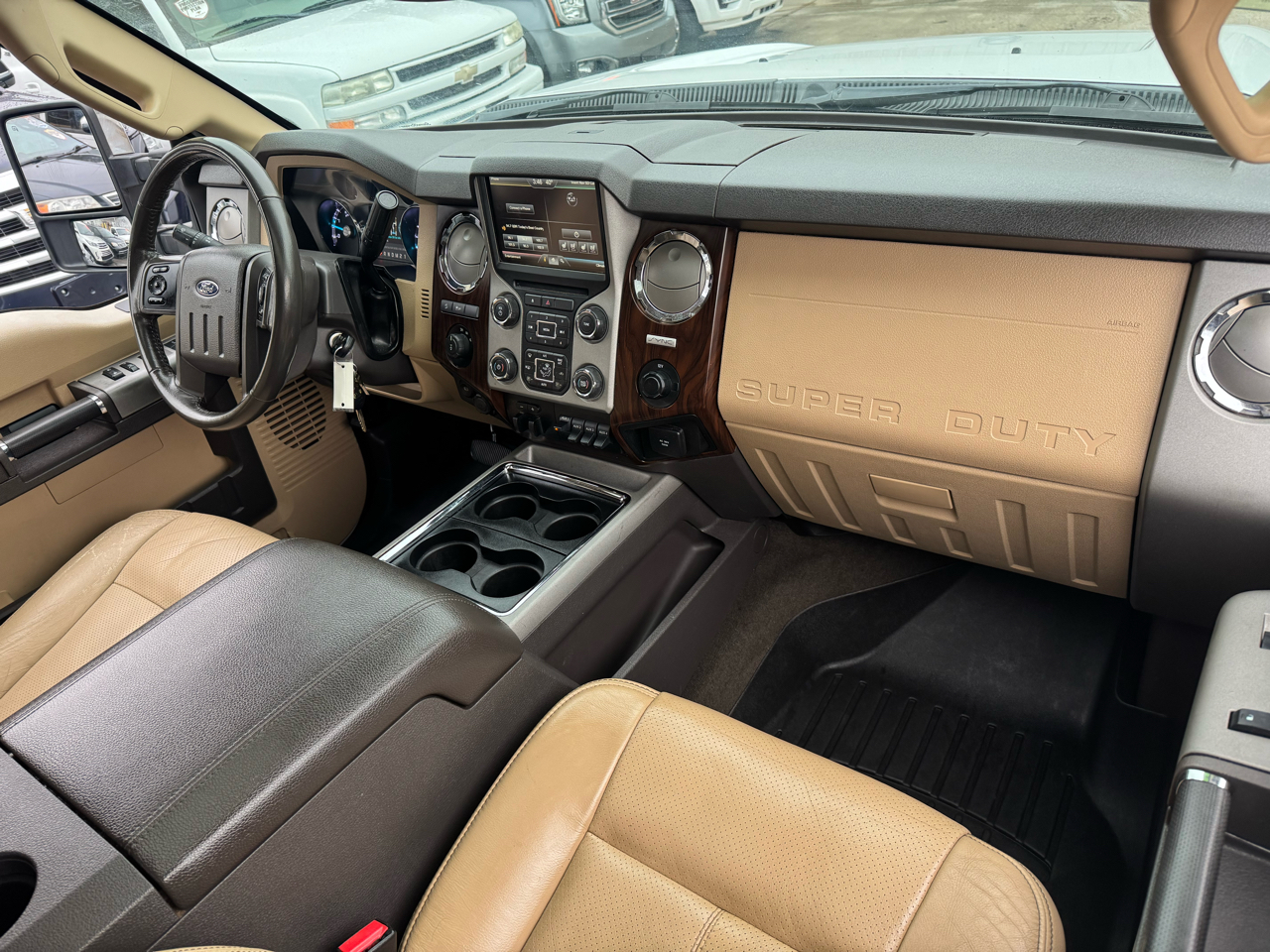 Ford Super Duty F-250 SRW 4WD Crew Cab 156" Lariat 2016