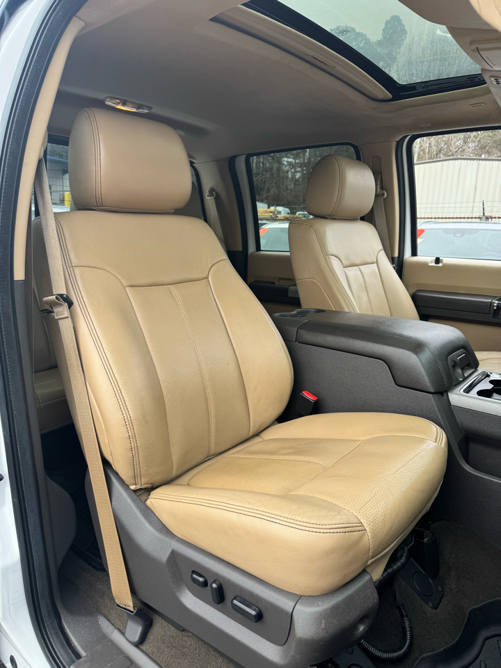 Ford Super Duty F-250 SRW 4WD Crew Cab 156" Lariat 2016