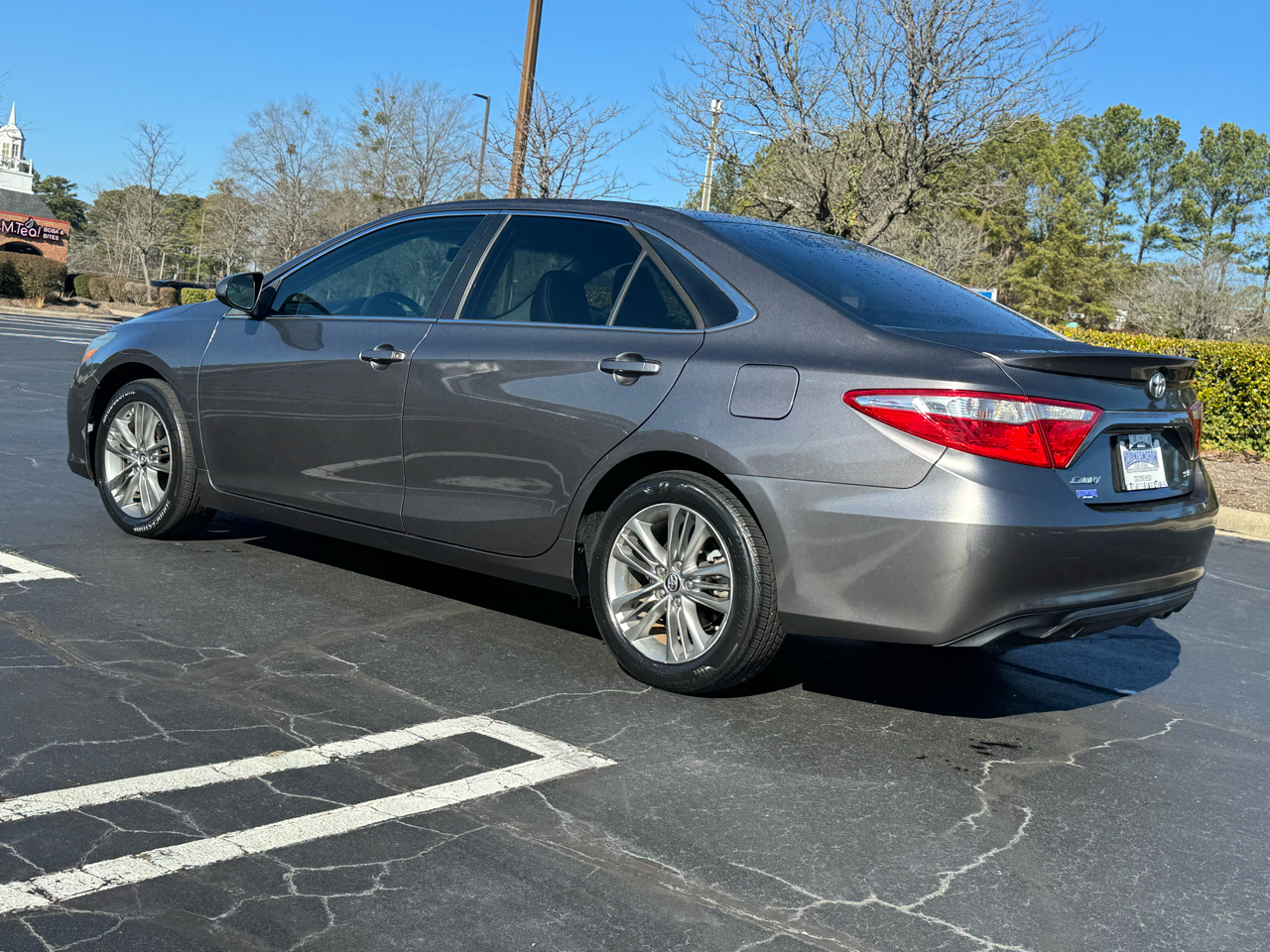 Toyota Camry 4dr Sdn I4 Auto SE w/Special Edition Pkg (Natl) 2016