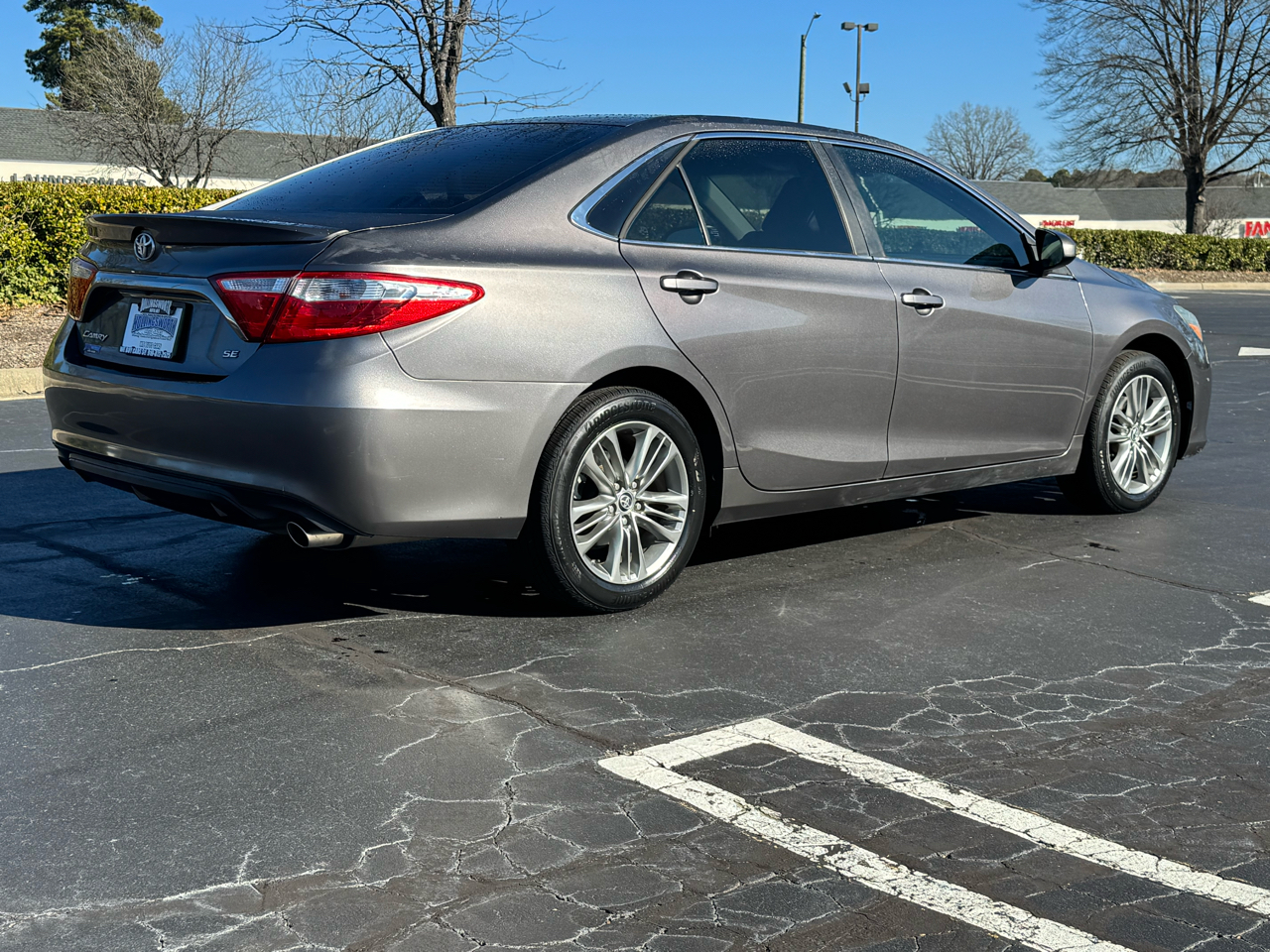 Toyota Camry 4dr Sdn I4 Auto SE w/Special Edition Pkg (Natl) 2016