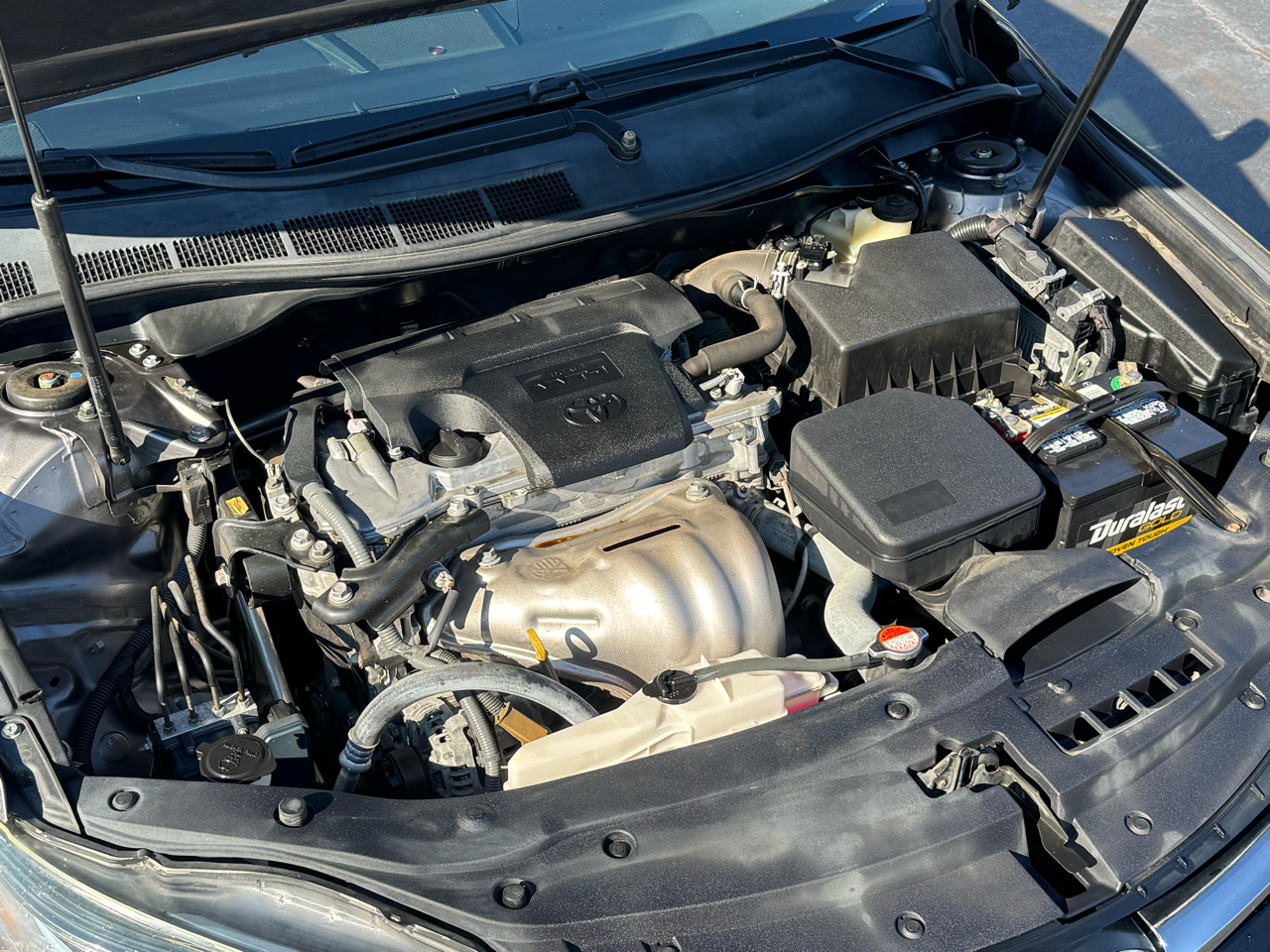 Toyota Camry 4dr Sdn I4 Auto SE w/Special Edition Pkg (Natl) 2016