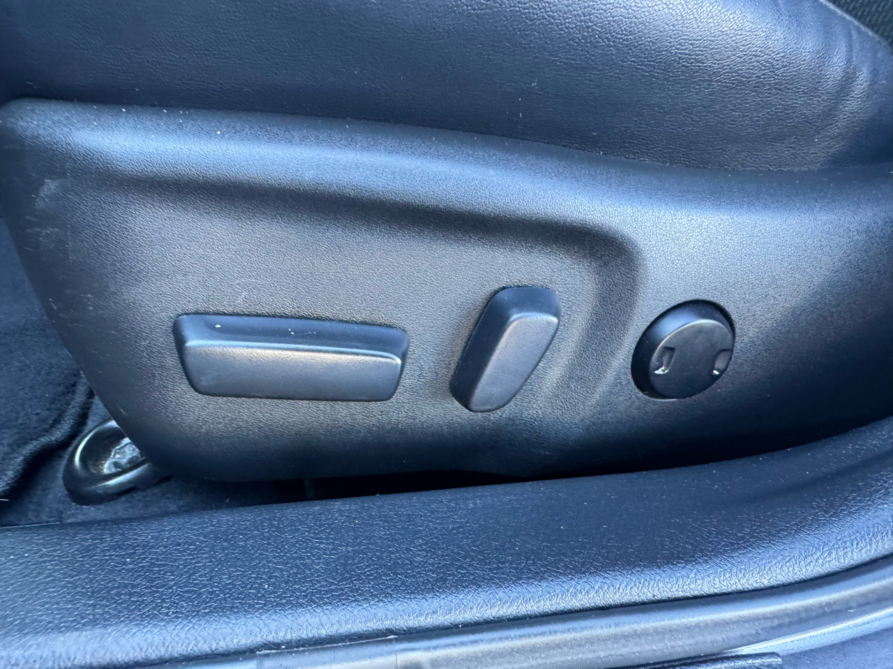 Toyota Camry 4dr Sdn I4 Auto SE w/Special Edition Pkg (Natl) 2016