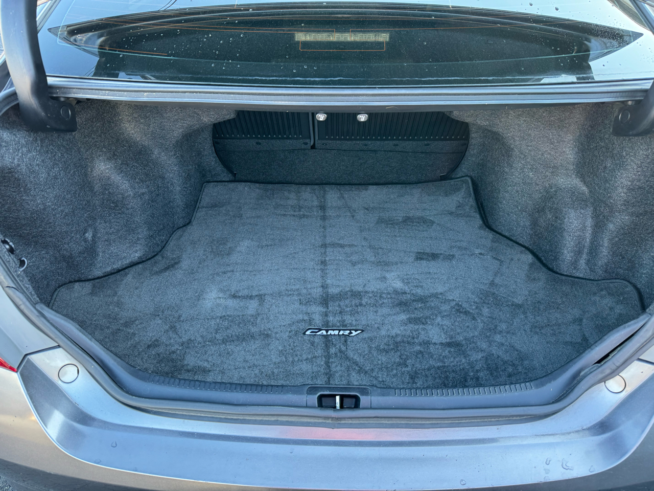 Toyota Camry 4dr Sdn I4 Auto SE w/Special Edition Pkg (Natl) 2016