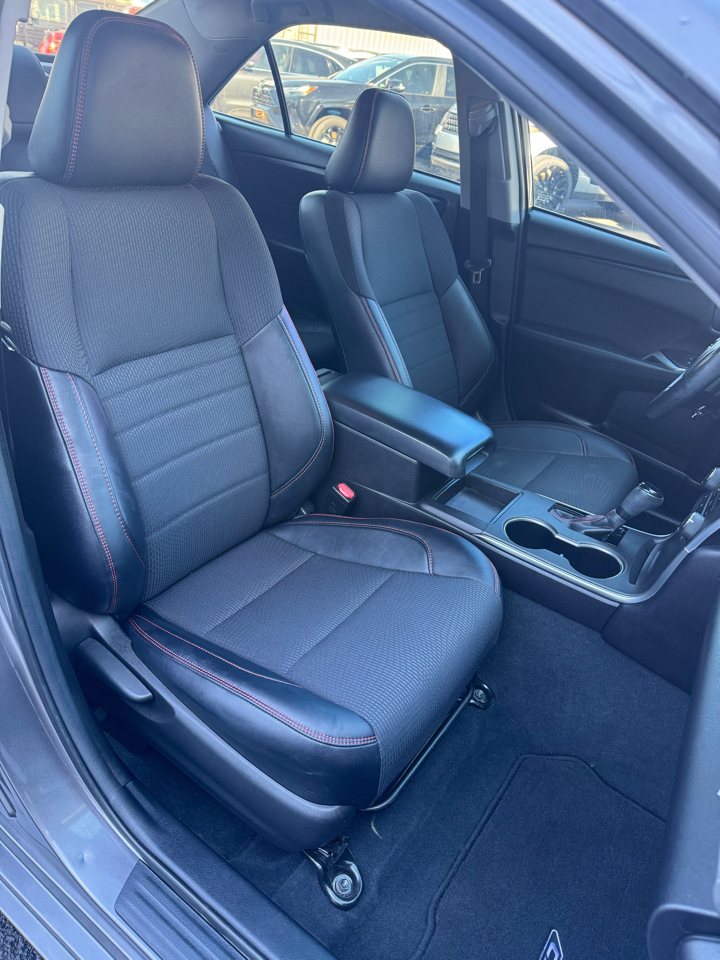 Toyota Camry 4dr Sdn I4 Auto SE w/Special Edition Pkg (Natl) 2016