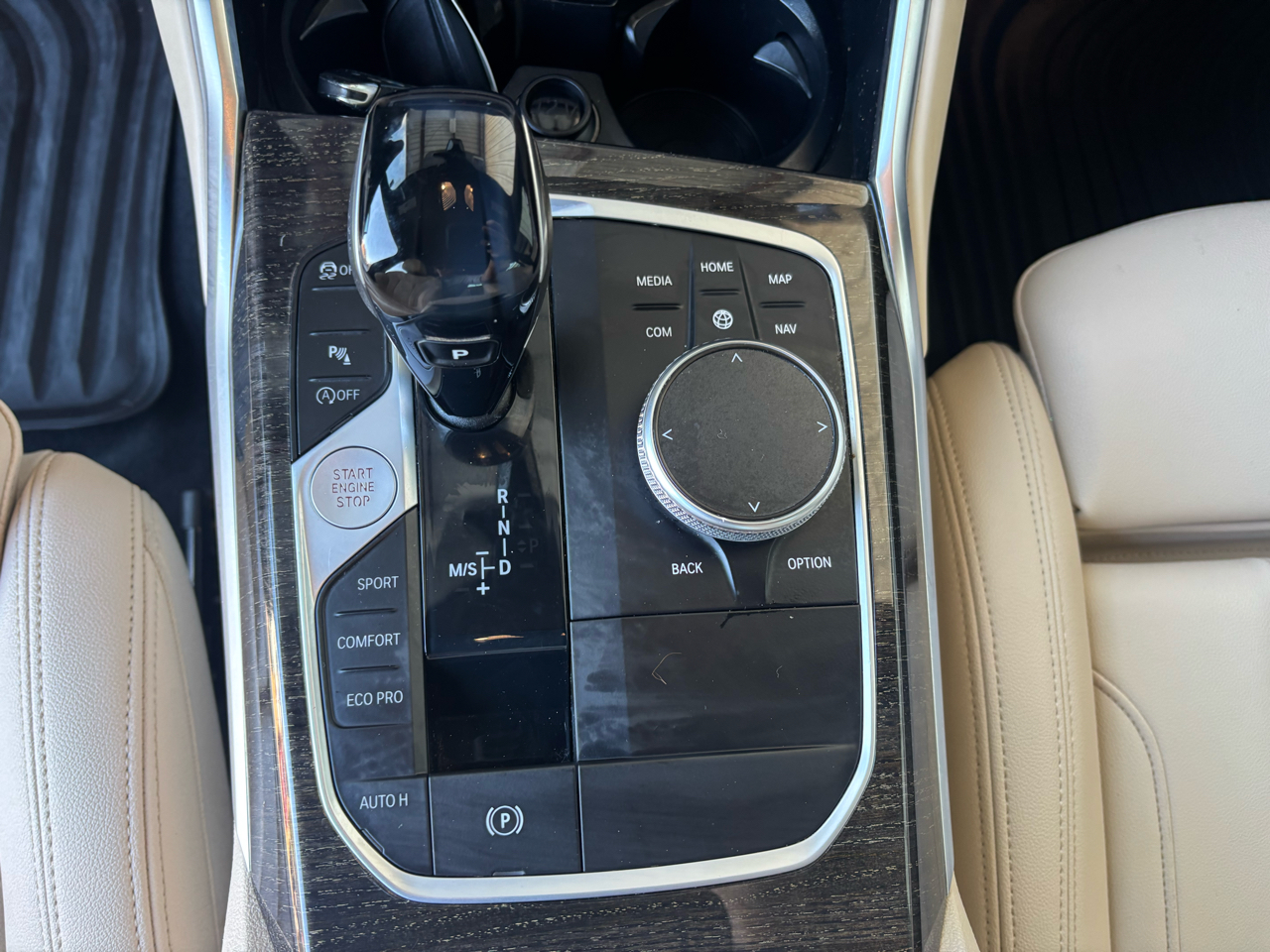 BMW 3 Series 330i Sedan 2020