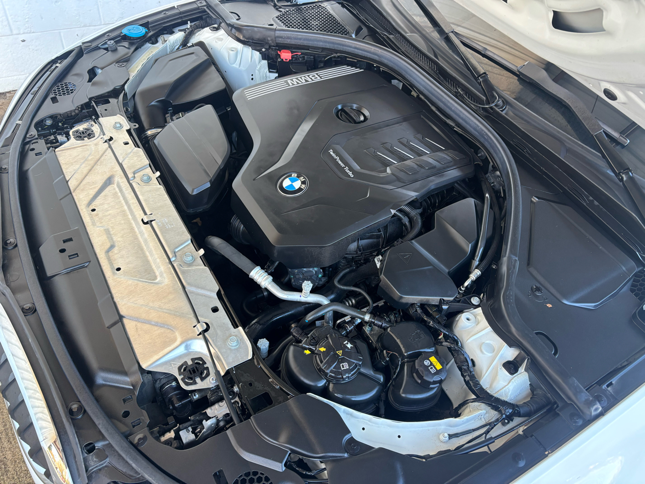 BMW 3 Series 330i Sedan 2020