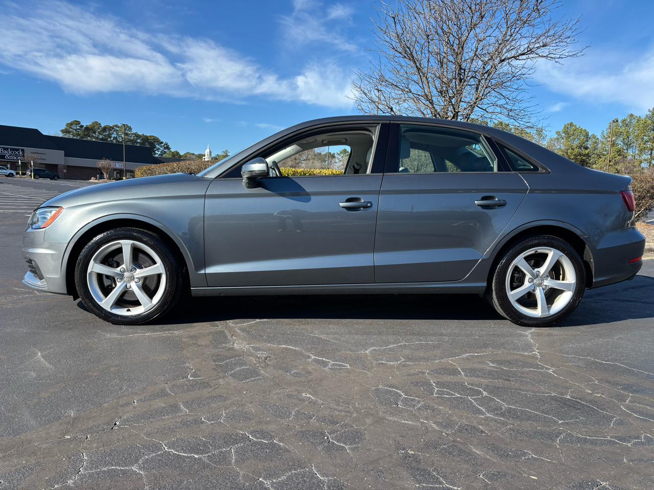 Audi A3 4dr Sdn FWD 1.8T Premium 2016