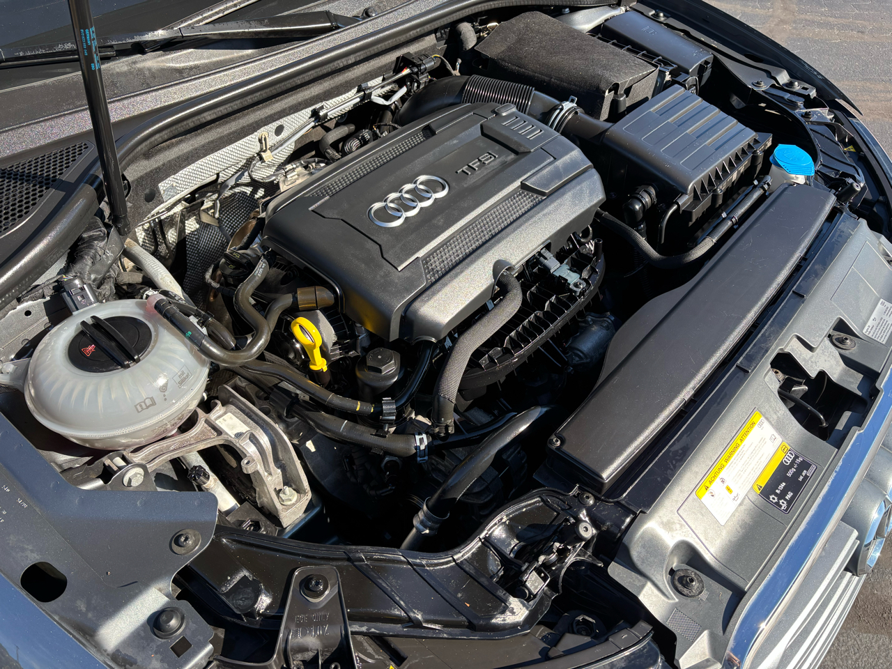 Audi A3 4dr Sdn FWD 1.8T Premium 2016