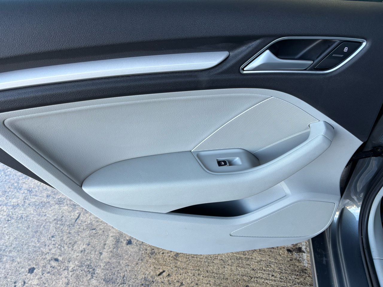 Audi A3 4dr Sdn FWD 1.8T Premium 2016