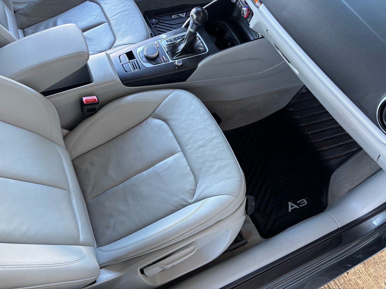 Audi A3 4dr Sdn FWD 1.8T Premium 2016