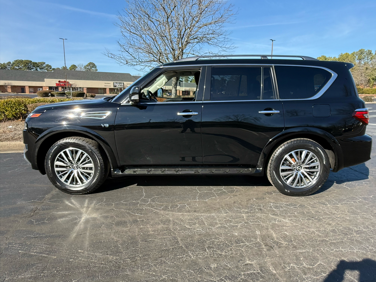 Nissan Armada 4x4 SL 2021