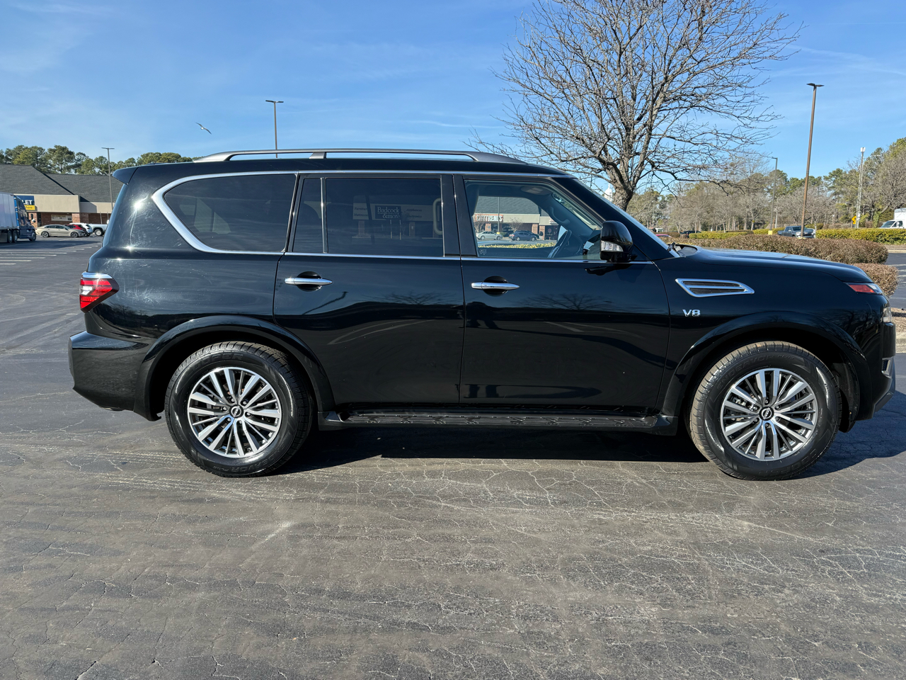 Nissan Armada 4x4 SL 2021