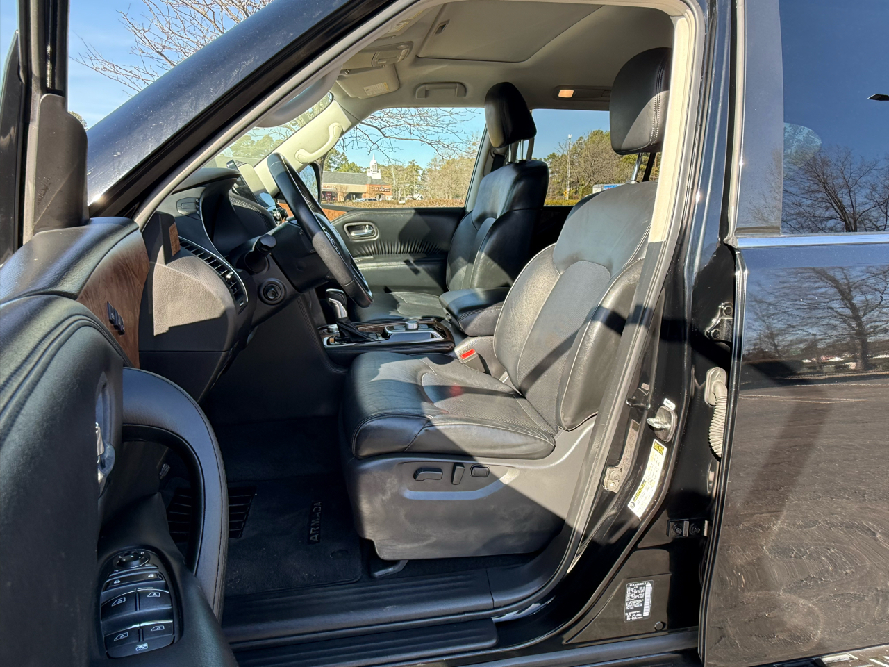 Nissan Armada 4x4 SL 2021